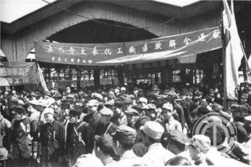 恢復成立中華全國總工會(huì ).jpg